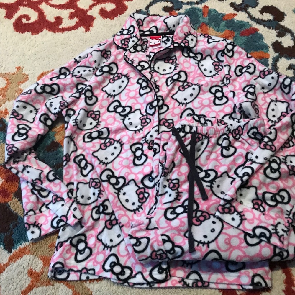 Hello Kitty Fleece Pajama Set L